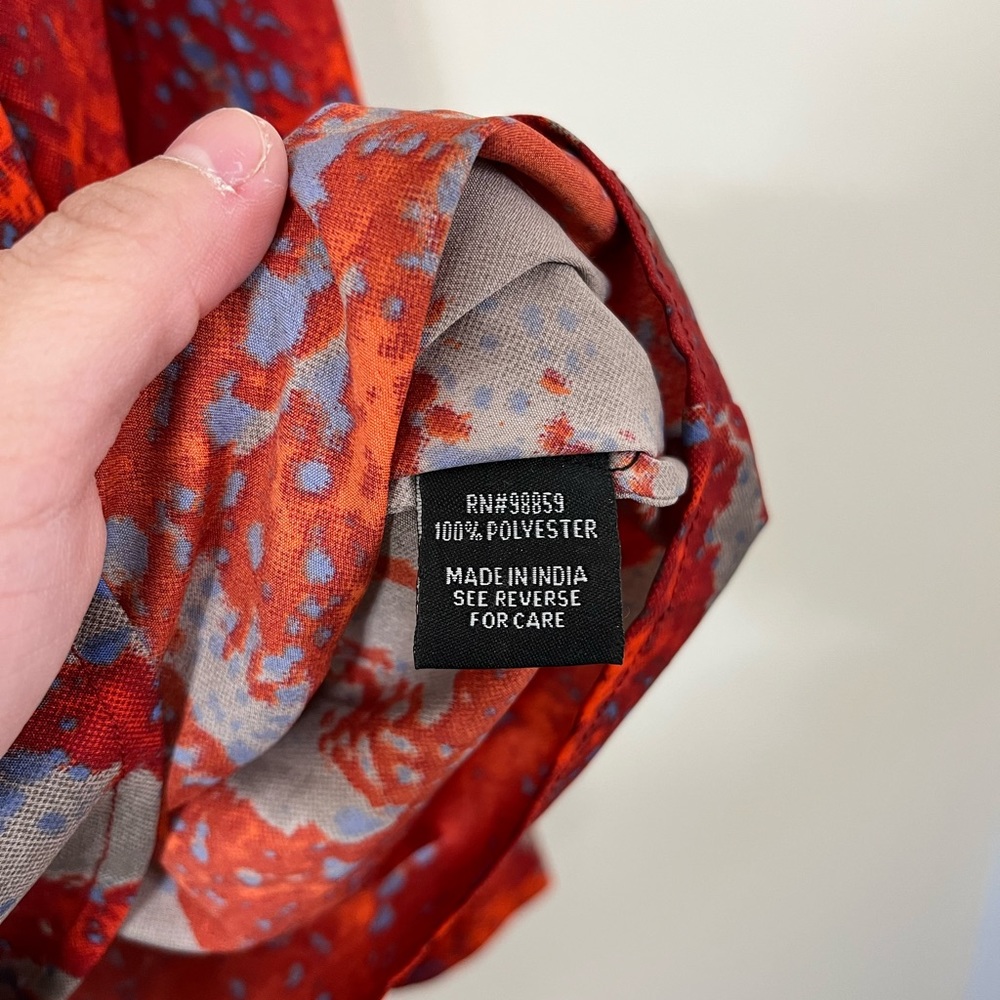 W118 By Walter Baker Red Blue Gray Design Front Tie V-Neck Long Sleeve Blouse S - Picture 7 of 9